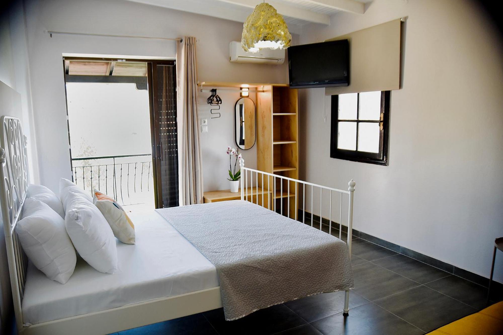 Room Nine 9 Beachfront Apartments Nea Kallikrateia Kültér fotó