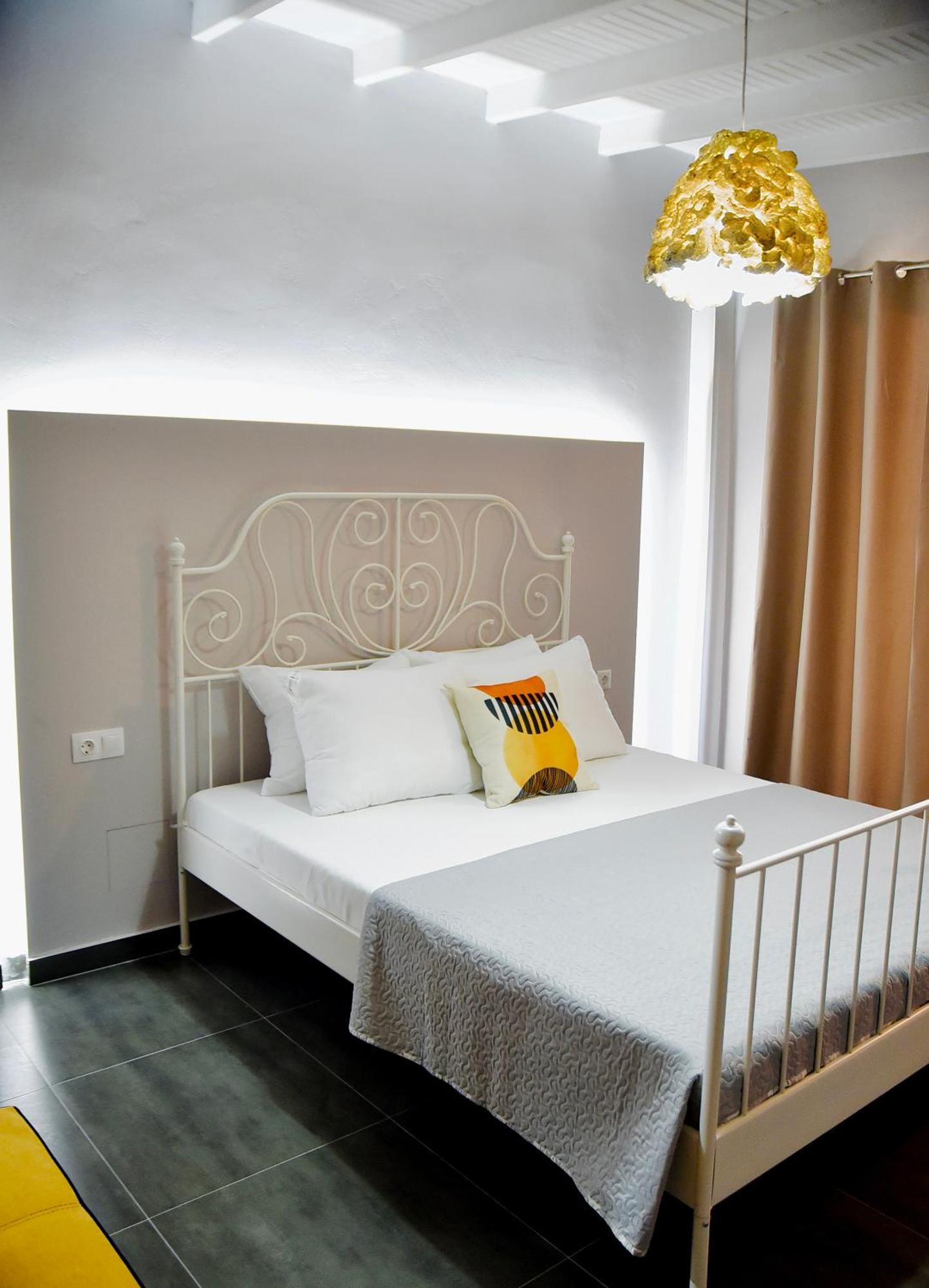 Room Nine 9 Beachfront Apartments Nea Kallikrateia Kültér fotó